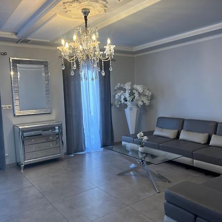 פרפיניין Maison Avec Picine מראה חיצוני תמונה