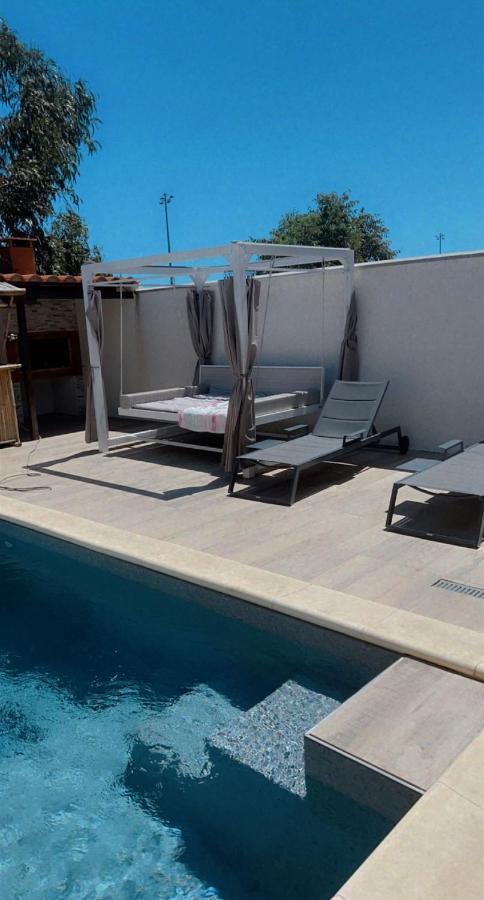 פרפיניין Maison Avec Picine מראה חיצוני תמונה